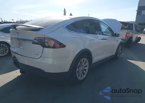 2016 Tesla Model X 60D/70D/75D/90D/P100D из США, поврежденный, VIN 5YJXCBE2XGF008503